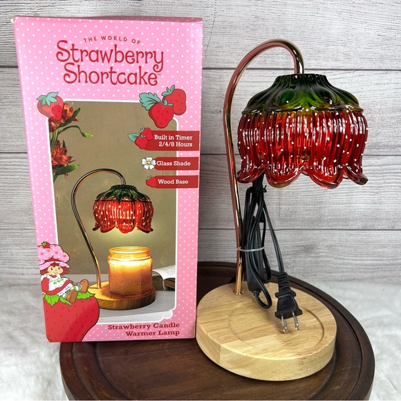 Strawberry Shortcake Other - NIB Strawberry Shortcake Viral Strawberry Shaped Candle Warmer Lamp HTF